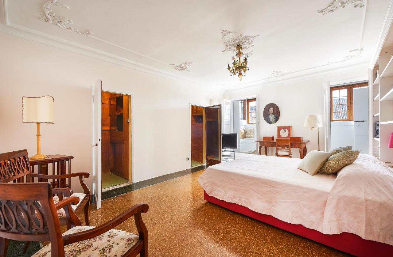 Ca' Fenice, Charming Apartment In San Marco, Sleep 7 Velence Kültér fotó