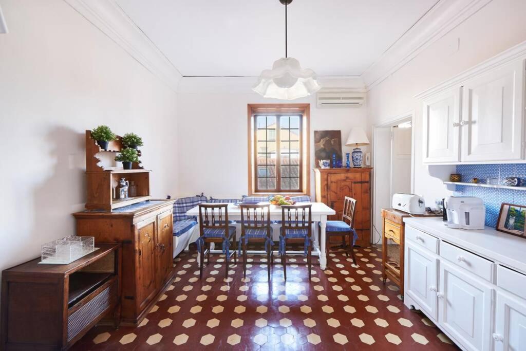 Ca' Fenice, Charming Apartment In San Marco, Sleep 7 Velence Kültér fotó